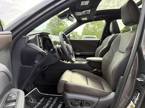 Used 2026 Lexus TX 350 AWD w/ Technology Package image 16