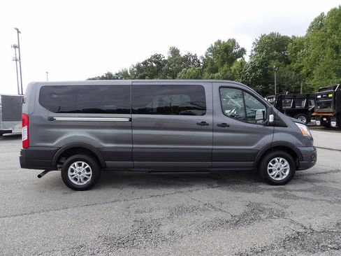 Used 2021 Ford Transit 350 XLT image 9