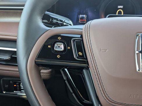 New 2026 Lincoln Aviator Reserve image 29