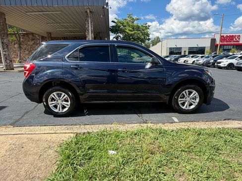 Used 2017 Chevrolet Equinox LS FWD image 8