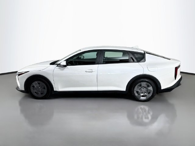Used 2025 Kia K4 FWD image 6