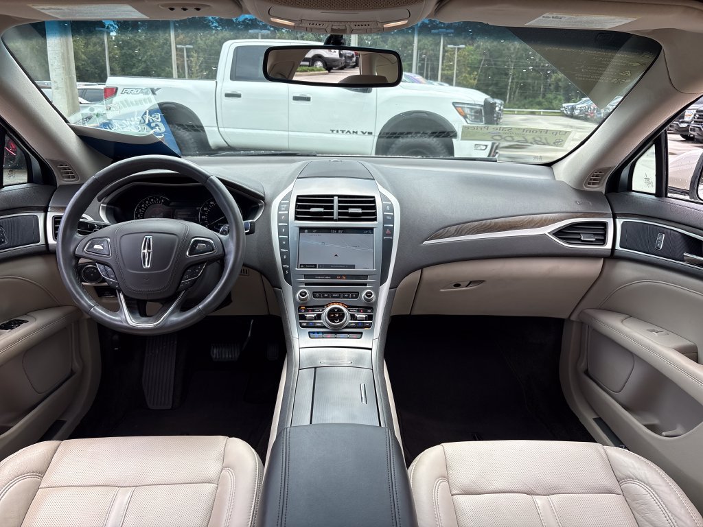 Used 2017 Lincoln MKZ Reserve FWD image 7