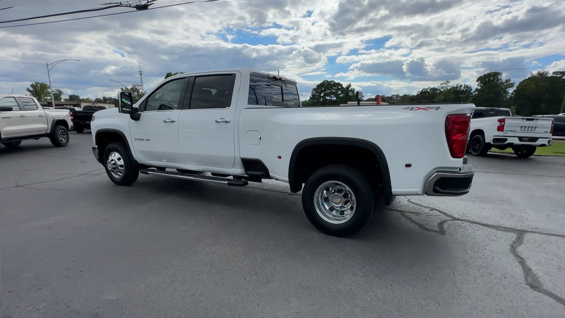 Used 2026 Chevrolet Silverado 3500 LTZ w/ LTZ Plus Package AWD/4WD image 6