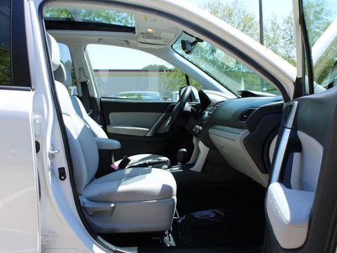 Used 2015 Subaru Forester 2.5i Premium w/ All-Weather Package image 27