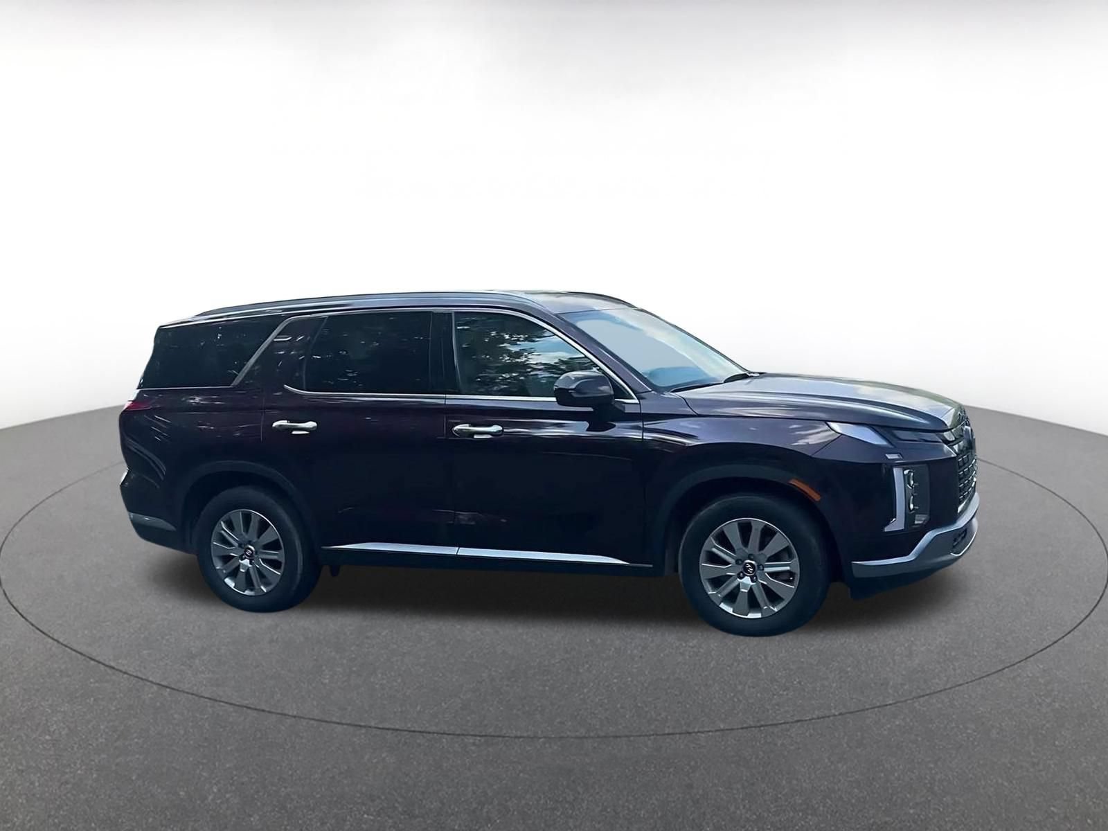 Used 2025 Hyundai Palisade SEL FWD image 2