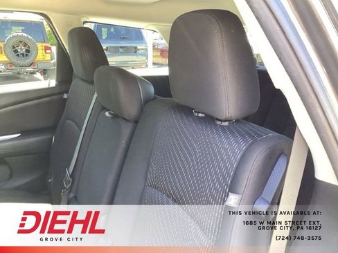Used 2019 Dodge Journey SE w/ Connectivity Group AWD/4WD image 16