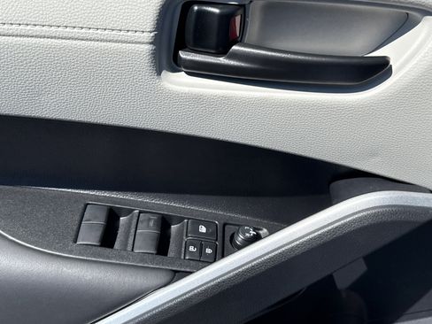 Certified 2026 Toyota Corolla Cross L image 25