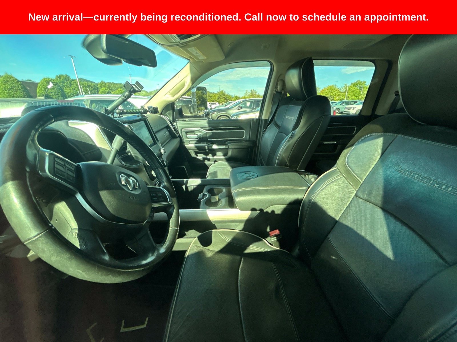 Used 2019 RAM 3500 Laramie AWD/4WD image 9