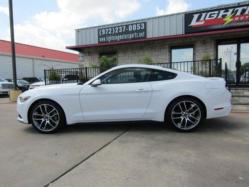 Used 2015 Ford Mustang Coupe w/ Equipment Group 051A RWD image 2
