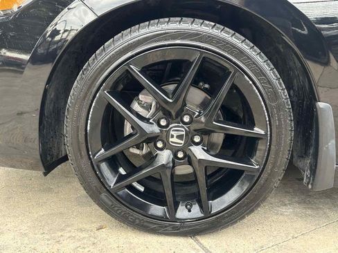 Used 2022 Honda Civic Sport image 9