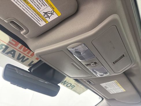 Used 2024 Nissan Frontier SL w/ Technology Package image 22