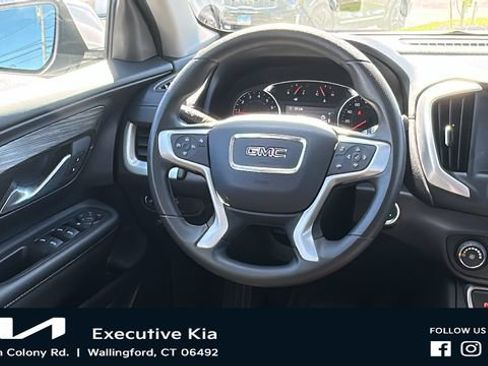 Used 2024 GMC Terrain SLE AWD/4WD image 23