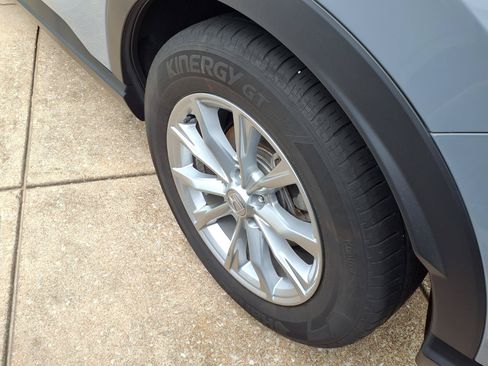 Used 2025 Honda CR-V EX-L image 16