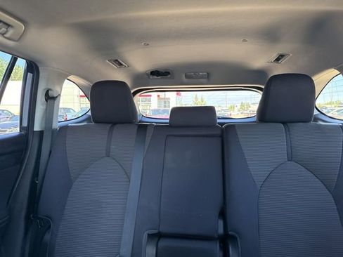Used 2020 Toyota Highlander LE AWD/4WD image 19