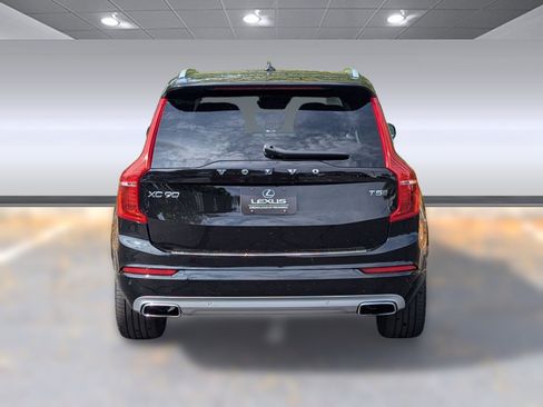 Used 2020 Volvo XC90 T5 Momentum w/ Protection Package Premier image 10