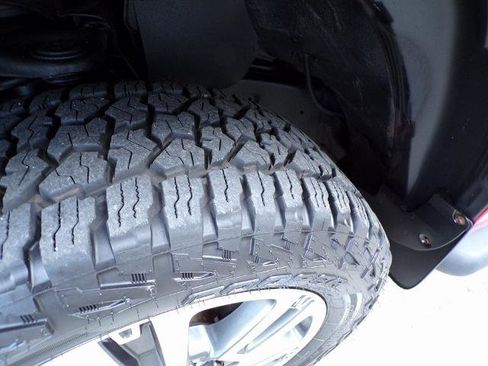 Used 2019 Toyota Tundra SR5 image 5