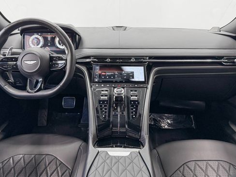 Used 2024 Aston Martin DB12 Coupe RWD image 15