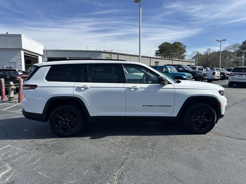 Used 2024 Jeep Grand Cherokee L Limited w/ Luxury Tech Group II image 10