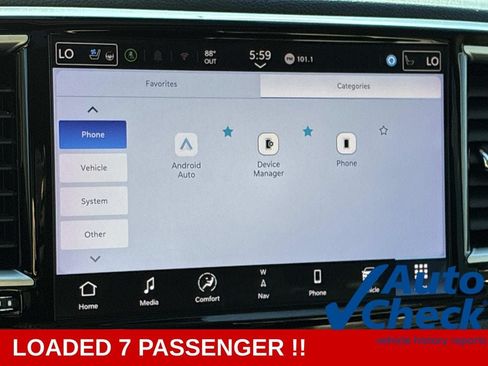 Used 2024 Chrysler Pacifica Limited FWD image 41