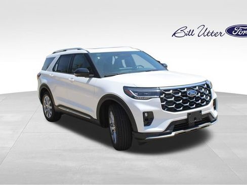 New 2026 Ford Explorer Platinum RWD image 2