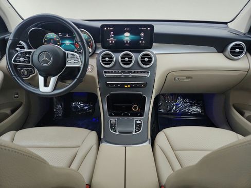 Used 2020 Mercedes-Benz GLC 300 image 23