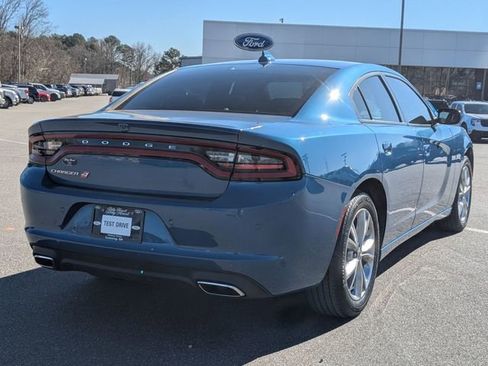 Used 2022 Dodge Charger SXT image 3
