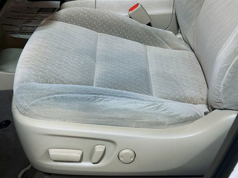 Used 2020 Toyota Sienna LE w/ LE Preferred Package image 16