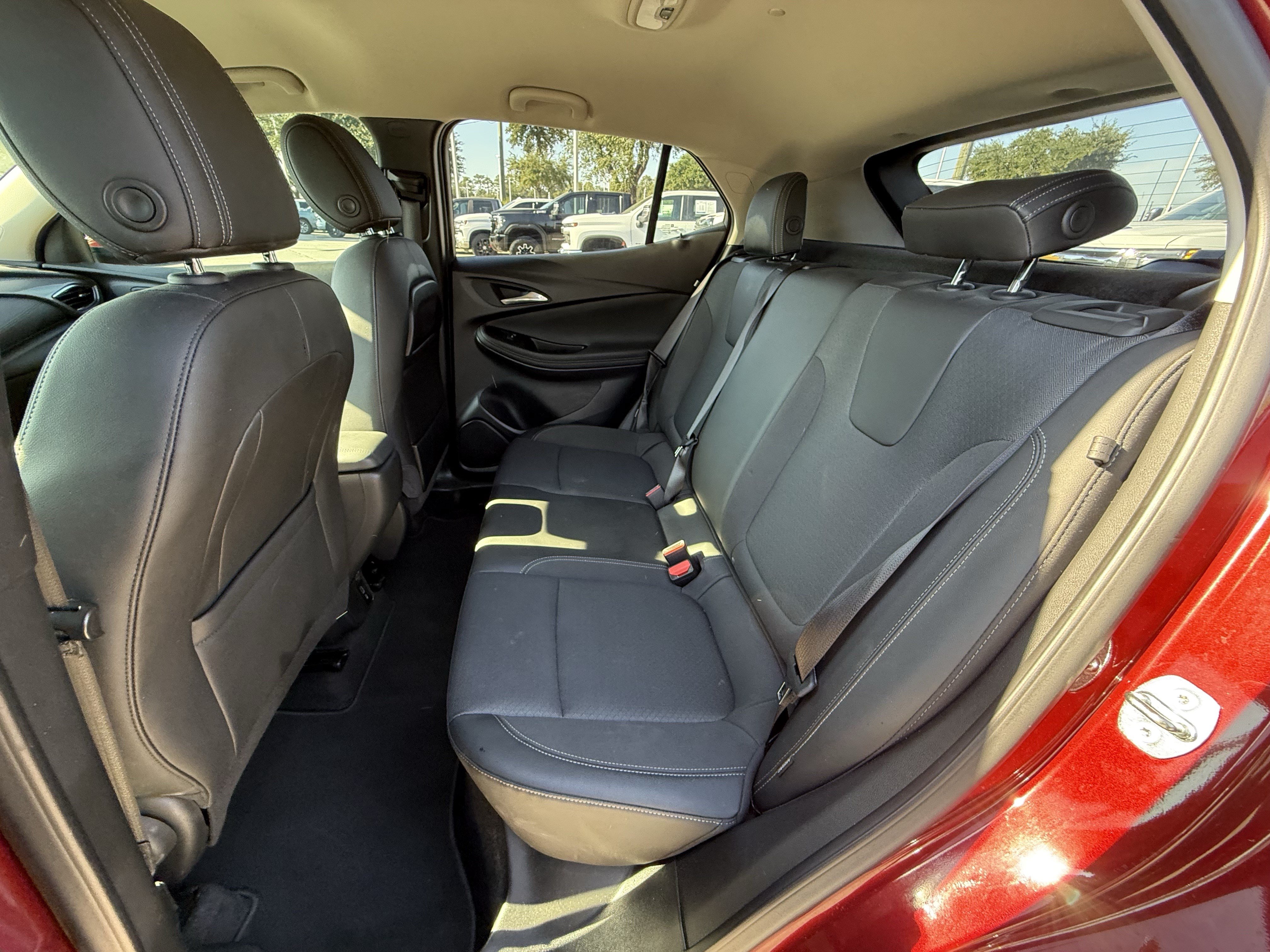 Used 2023 Buick Encore GX Preferred FWD image 29