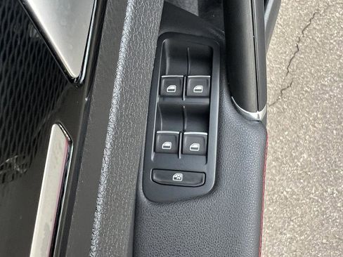 Used 2015 Volkswagen GTI Autobahn image 14