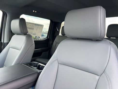 New 2025 Ford F150 Lightning Flash AWD/4WD image 18