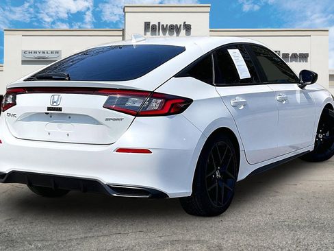 Used 2025 Honda Civic Sport image 2