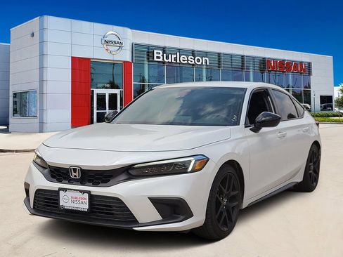 Used 2024 Honda Civic Sport image 1