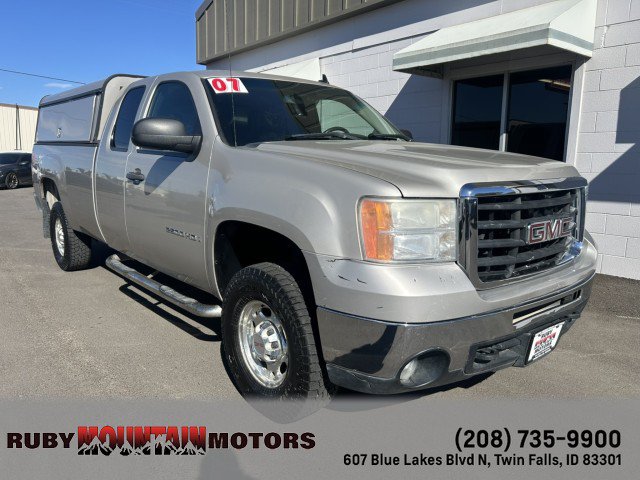Used 2007 GMC Sierra 2500 SLE w/ Z71 Off-Road Package AWD/4WD image 1