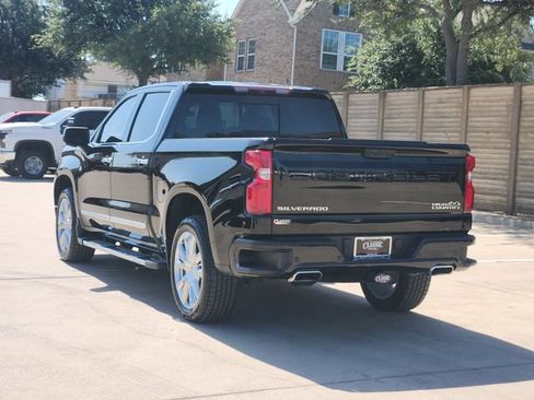 Used 2024 Chevrolet Silverado 1500 High Country w/ High Country Premium Package AWD/4WD image 3