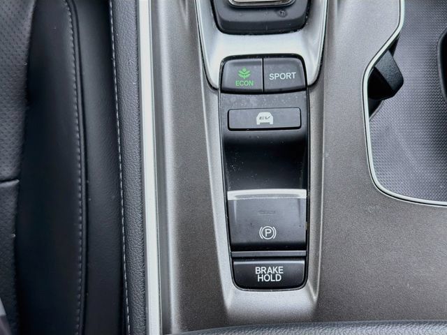 Used 2022 Honda Accord Touring image 28