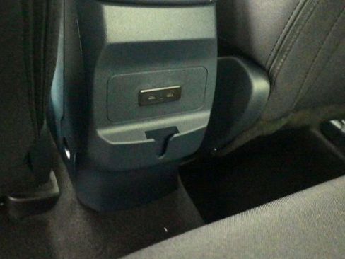 New 2026 Ford Maverick XL image 12