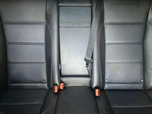 Used 2013 Mercedes-Benz S 63 AMG image 18