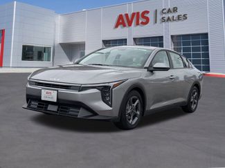 Used 2025 Kia K4 LXS video 1