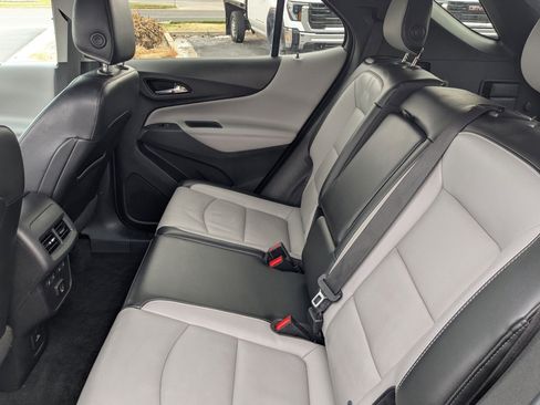 Used 2019 Chevrolet Equinox Premier image 30