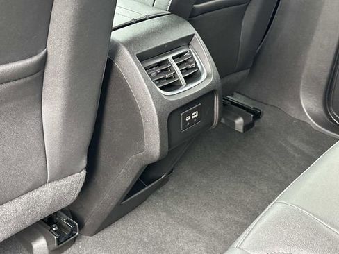 Used 2022 Chevrolet Blazer LT image 46