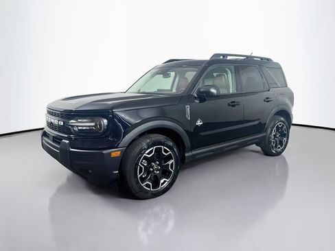 Used 2025 Ford Bronco Sport Outer Banks AWD/4WD image 5