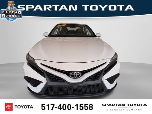 Used 2024 Toyota Camry SE FWD image 9