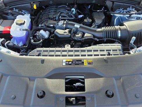 New 2025 Jeep Grand Cherokee Limited w/ Black Appearance Package image 11