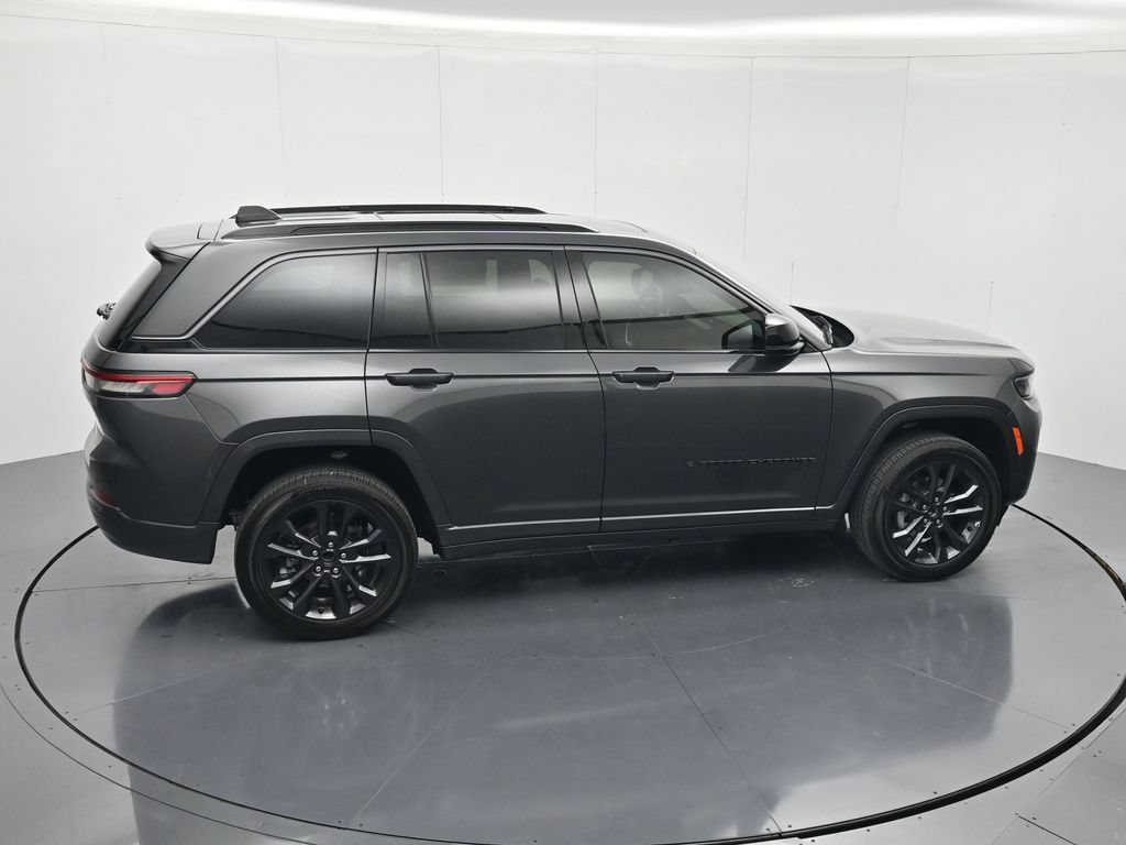 New 2026 Jeep Grand Cherokee Limited AWD/4WD image 32