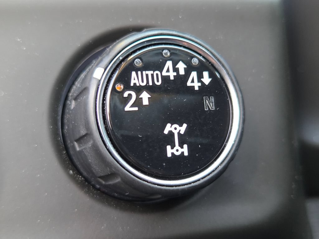 Used 2020 Cadillac Escalade Premium Luxury AWD/4WD image 22