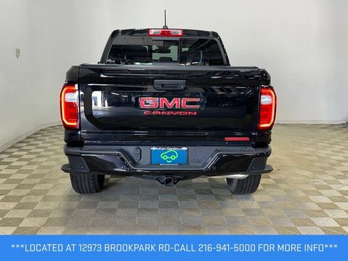 Used 2023 GMC Canyon Elevation w/ Elevation Premium Package AWD/4WD image 5