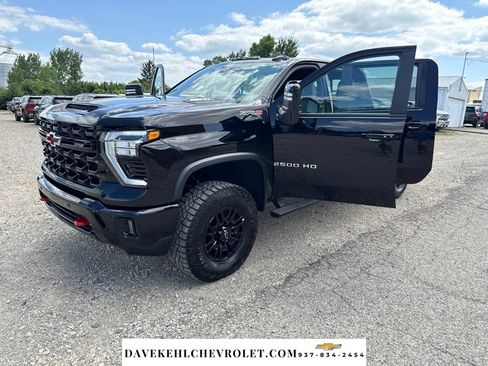 Used 2025 Chevrolet Silverado 2500 ZR2 AWD/4WD image 28