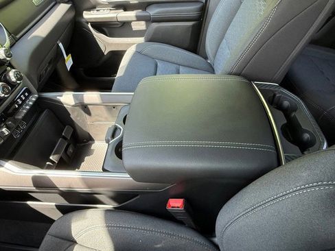 Used 2025 RAM 1500 Big Horn image 25