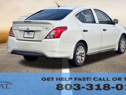 Used 2017 Nissan Versa S Plus image 5