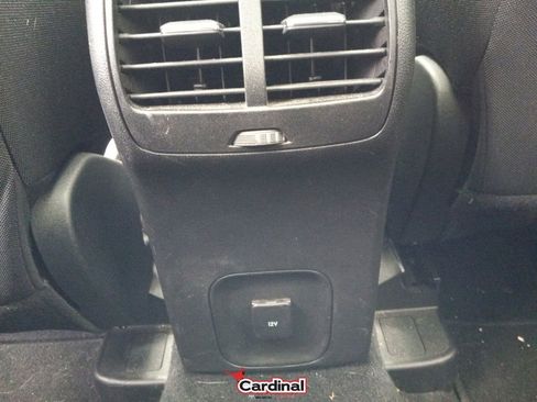 Used 2020 Ford Escape SE image 24